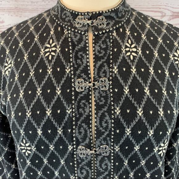 Talbots vintage Scandinavian cardigan metal hooks - Picture 2 of 16